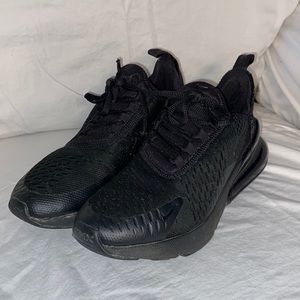 Boys Black Nike Air Max 270